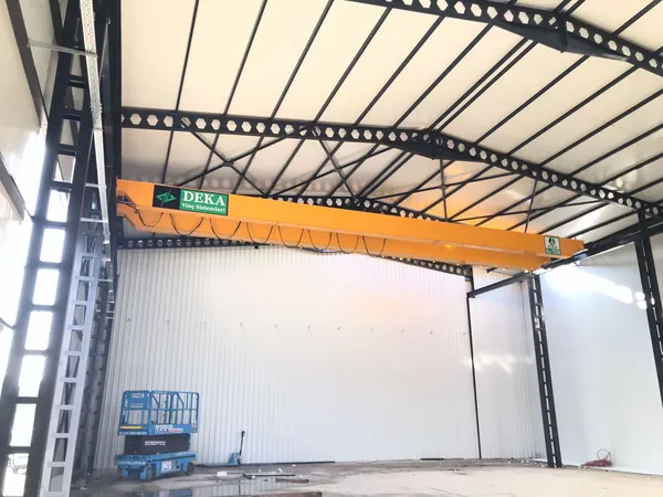 Çift Kirişli Gezer Köprülü Vinç çalışması 3 - Deka Vinç