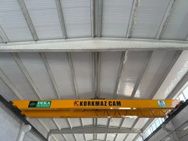 Korkmaz Cam - Çift Kirişli Gezer Köprülü Vinç projesi
