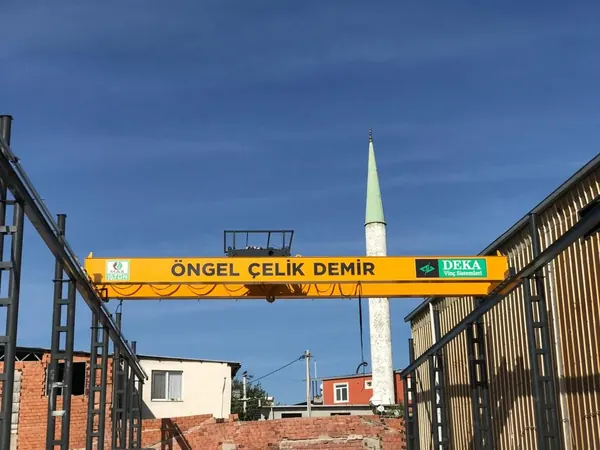 Öngel Demir Çelik - Çift Kirişli Gezer Köprülü Vinç projesi
