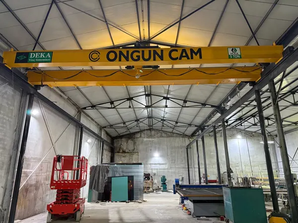 Ongun Cam - Çift Kirişli Gezer Köprülü Vinç projesi